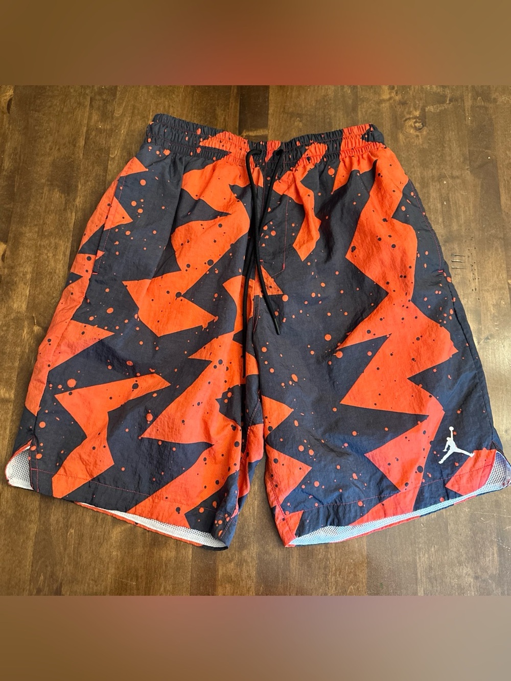 Jordan Jumpman Poolside Shorts (Gym Red/Black) Size Medium 9” Swimming Pool